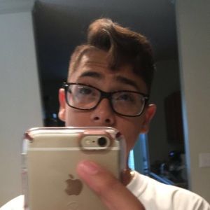 Meet your Posher, Adrian